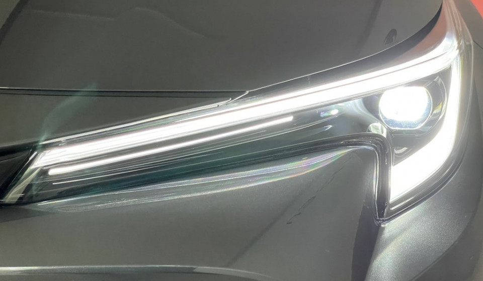 TOYOTA Corolla Touring Sports Hybrid 2.0 Premium