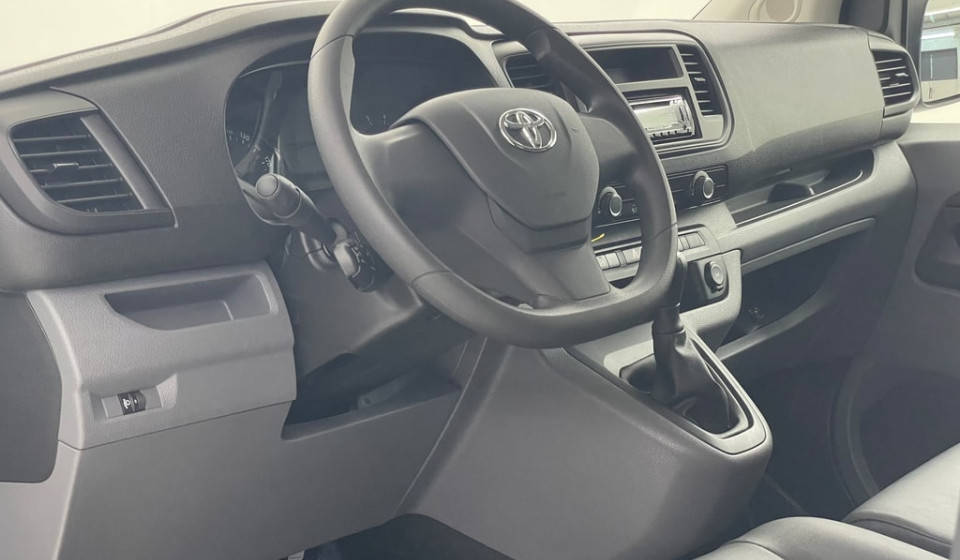 TOYOTA Proace Van L0 1.6 D Terra