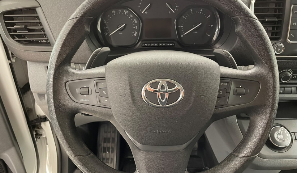 TOYOTA Proace Van L2 verglast 2.0 D Comfort