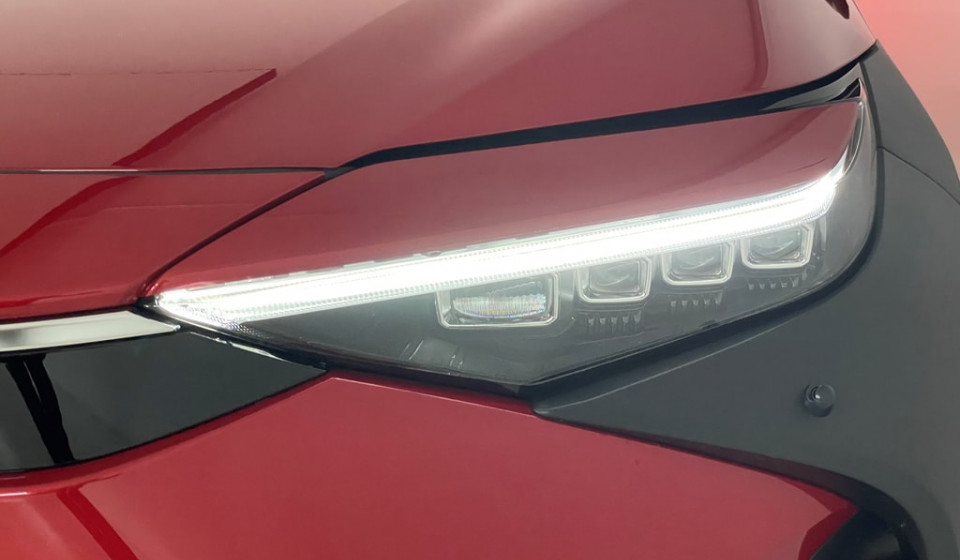 TOYOTA bZ4X Electric Premium AWD 11 kW OBC