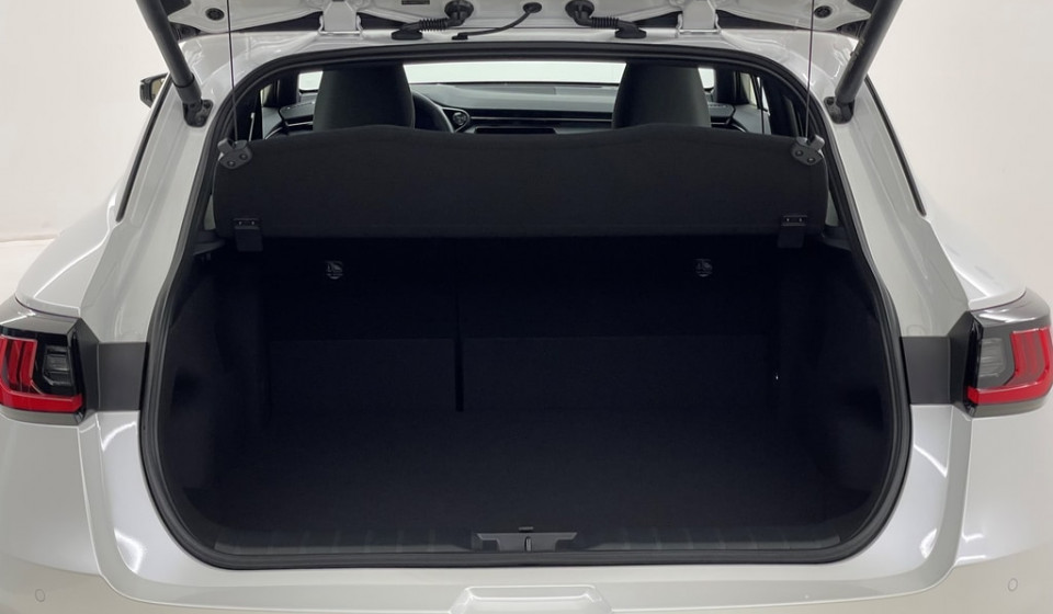 LEXUS LBX 1.5 Relax E-FOUR Voll-Hybrid