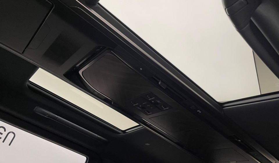 LEXUS LM 350h Excellence E-FOUR Voll-Hybrid