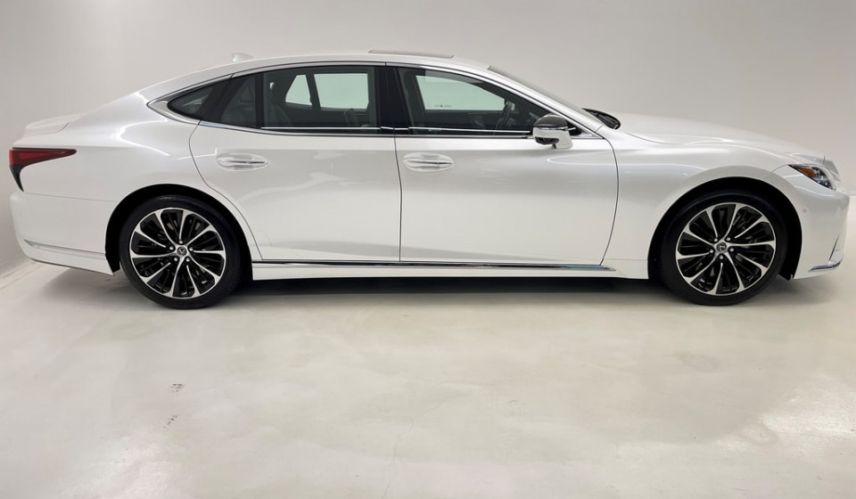 LEXUS LS 500h Excellence AWD Voll-Hybrid