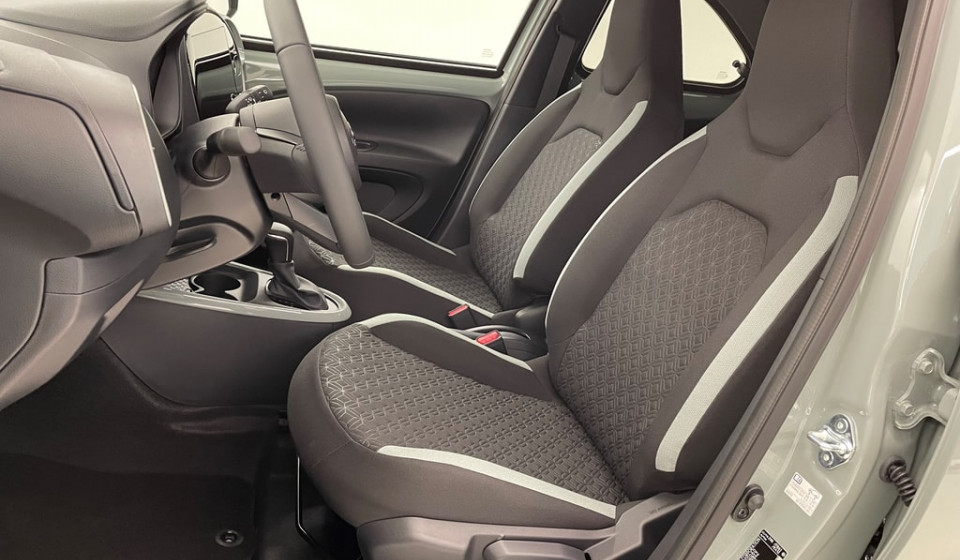 TOYOTA Aygo X 1.0 Trend