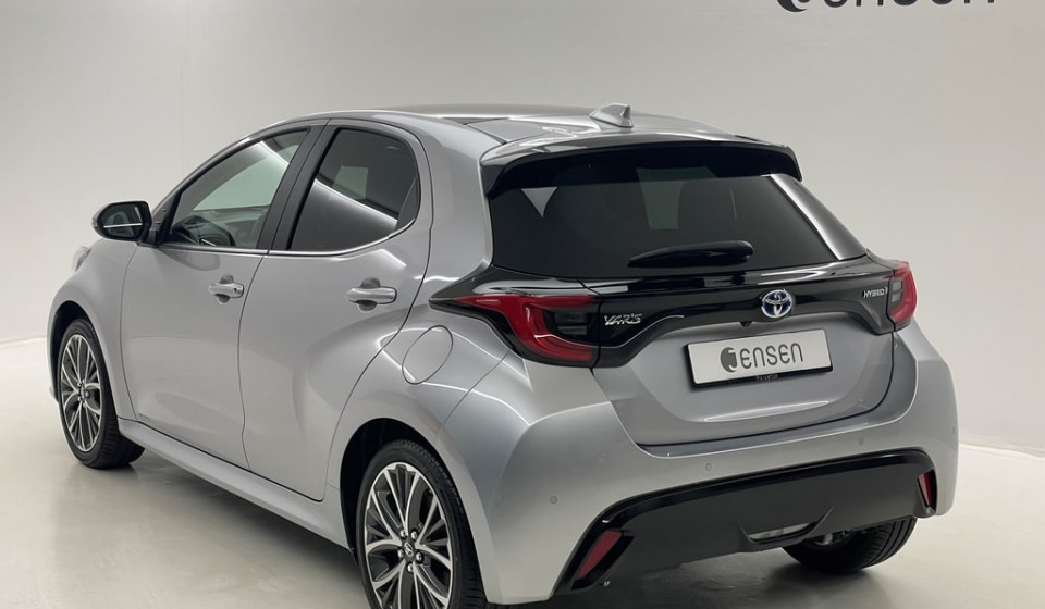 TOYOTA Yaris Hybrid 1.5 Premium