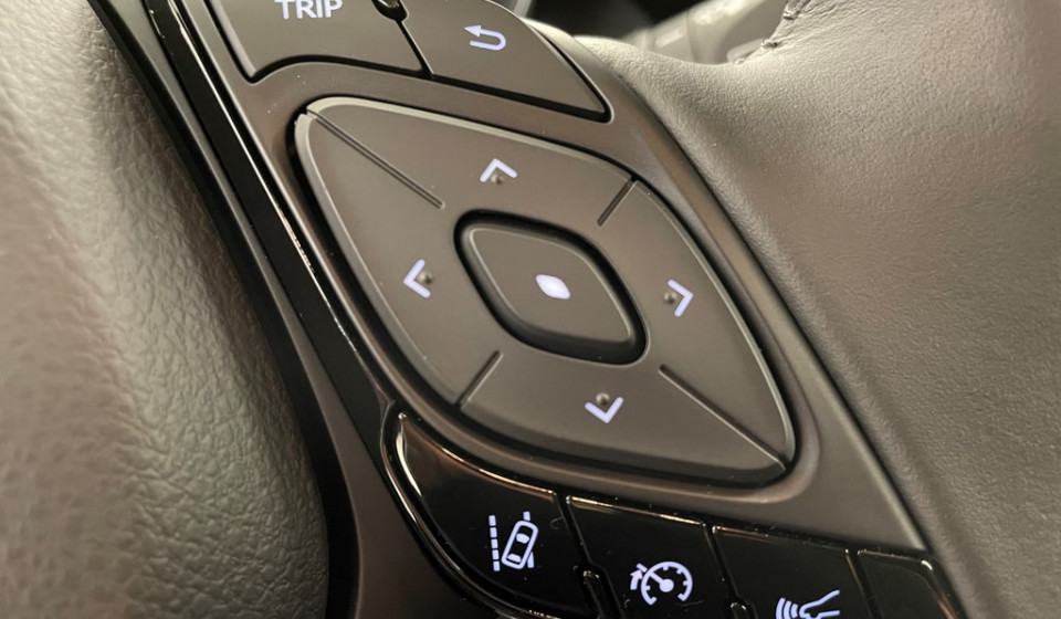 TOYOTA C-HR Hybrid 2.0 Move