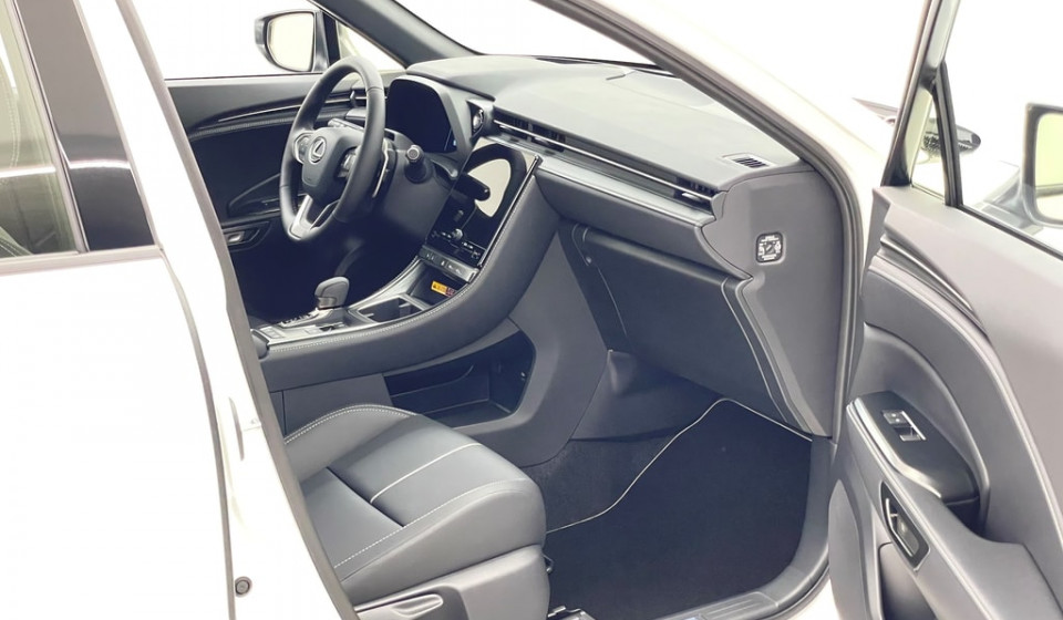 LEXUS LBX 1.5 Relax E-FOUR Voll-Hybrid