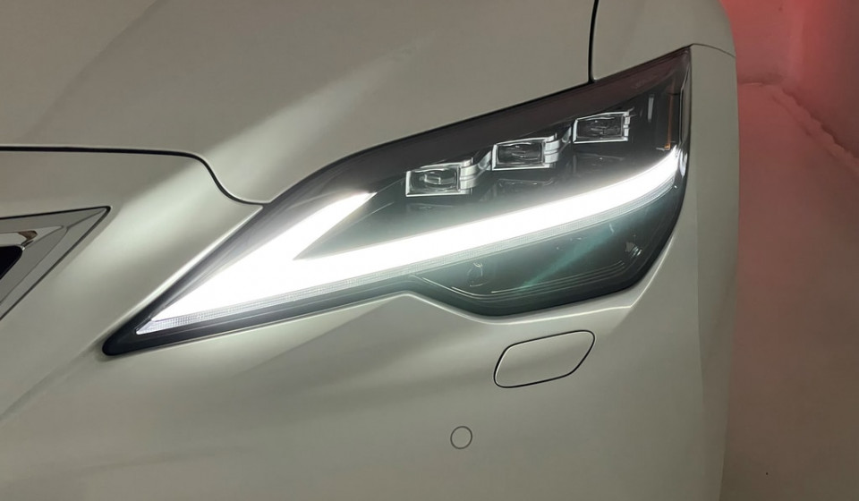 LEXUS LS 500h Excellence AWD Voll-Hybrid