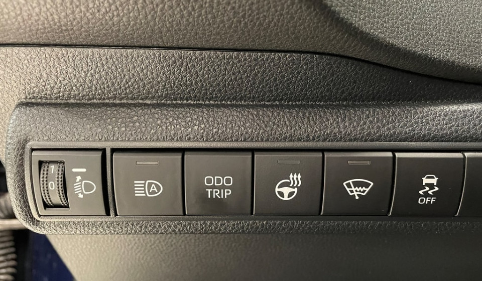 TOYOTA Corolla Hybrid 2.0 Trend